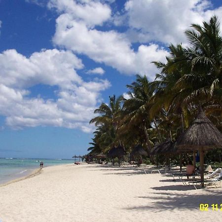 Lovely Apartment In Flic En Flac, Close To The Beach And All Amenities. Exteriör bild