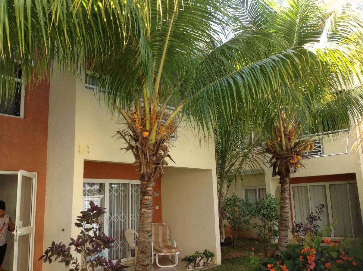 Lovely Apartment In Flic En Flac, Close To The Beach And All Amenities. Exteriör bild