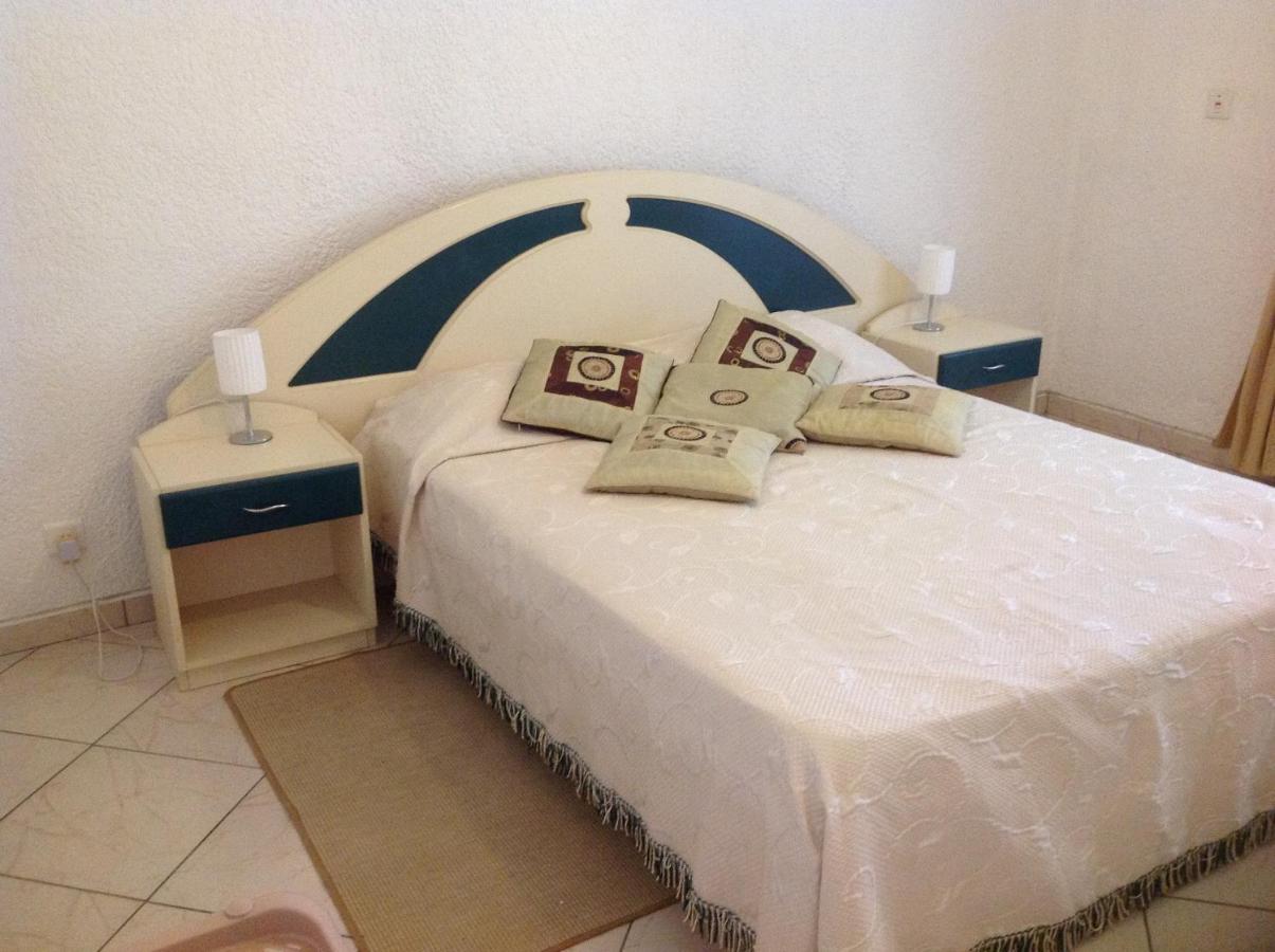 Lovely Apartment In Flic En Flac, Close To The Beach And All Amenities. Exteriör bild