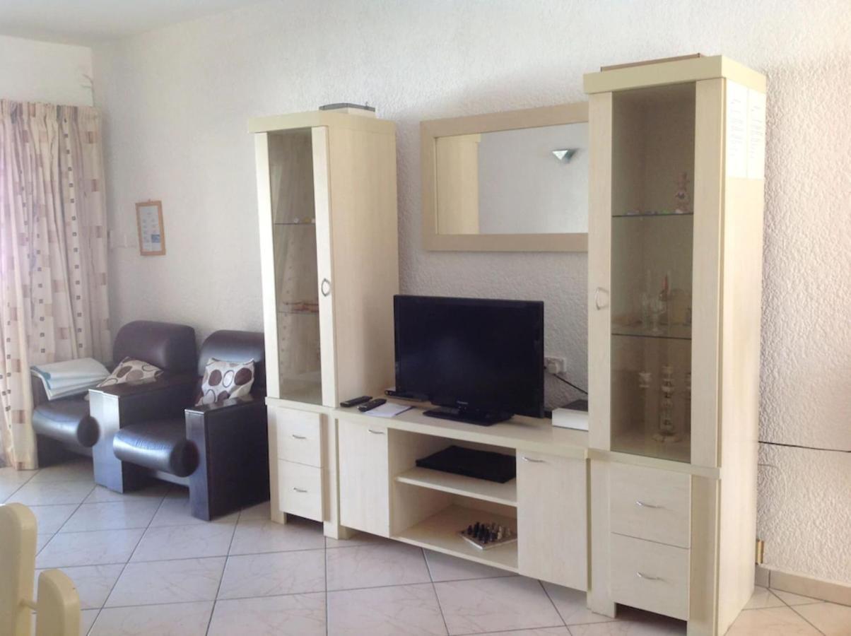 Lovely Apartment In Flic En Flac, Close To The Beach And All Amenities. Exteriör bild