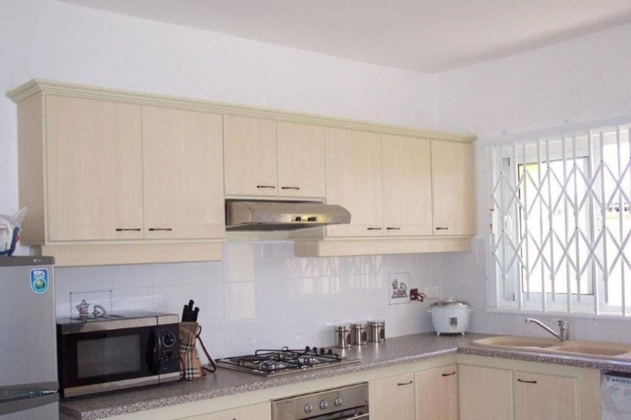Lovely Apartment In Flic En Flac, Close To The Beach And All Amenities. Exteriör bild