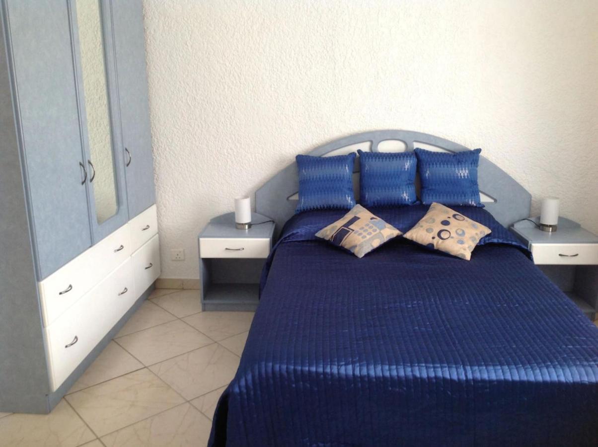Lovely Apartment In Flic En Flac, Close To The Beach And All Amenities. Exteriör bild