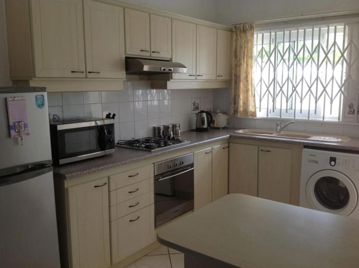 Lovely Apartment In Flic En Flac, Close To The Beach And All Amenities. Exteriör bild